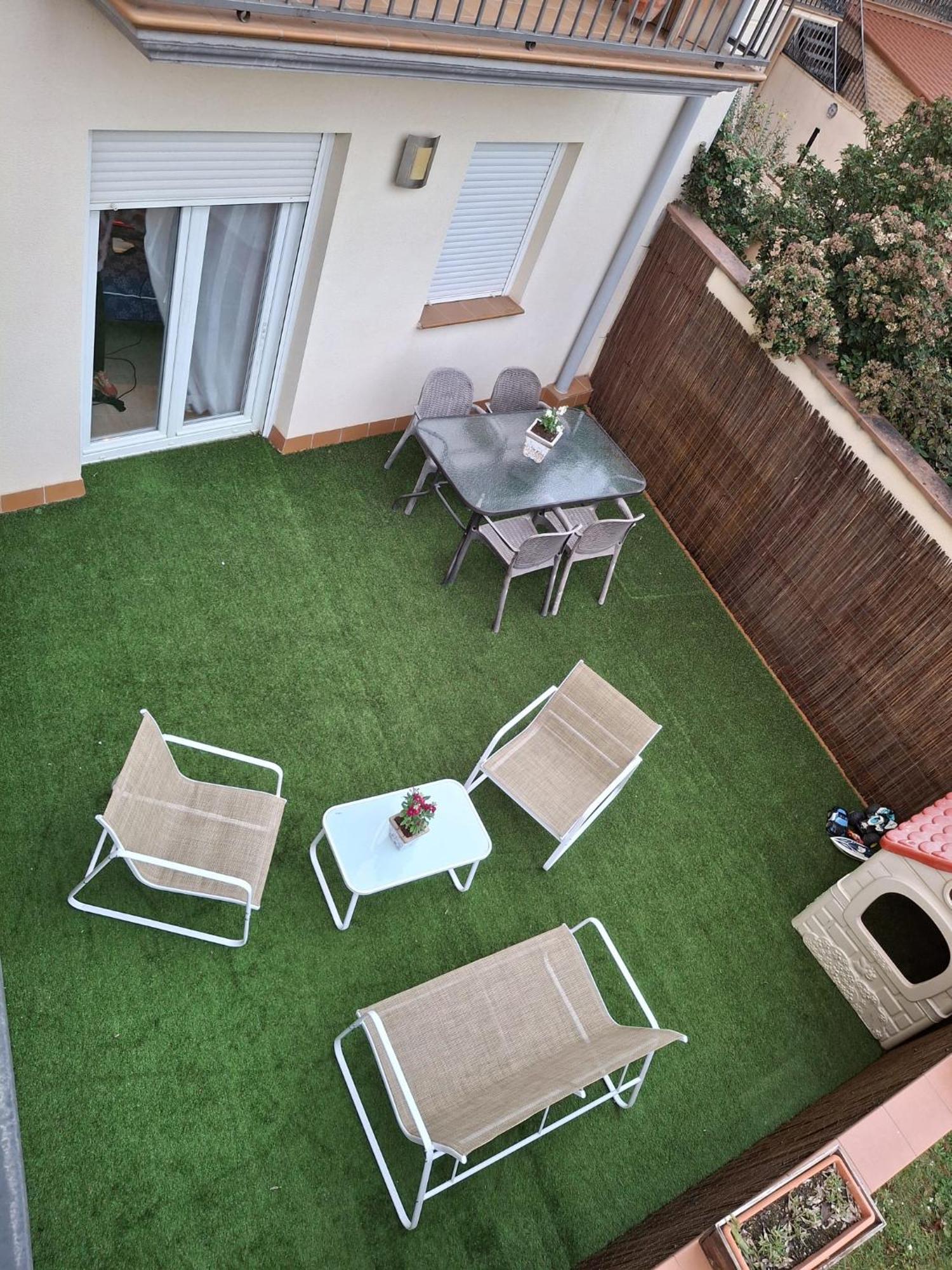 Apartamento Confort วาลเดร์โรเบรส ภายนอก รูปภาพ